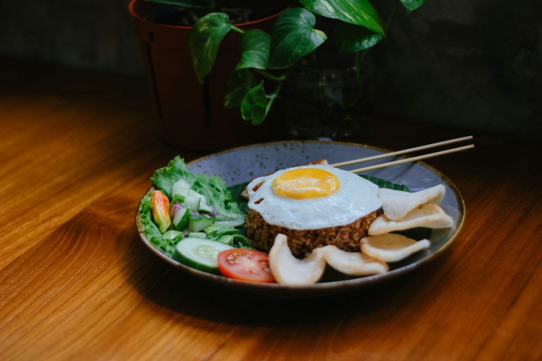 Nasi goreng dengan telur untuk resep nasi goreng telur kecap