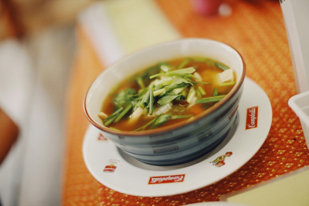 Ilustrasi sup sayuran untuk resep sayur asem rumahan